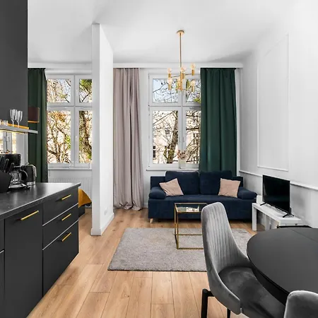 A.s. Worcella Street *